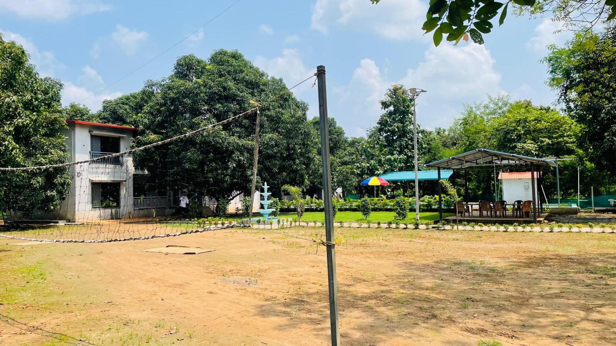 Riverland Farm And Resort Karjat Exterior foto