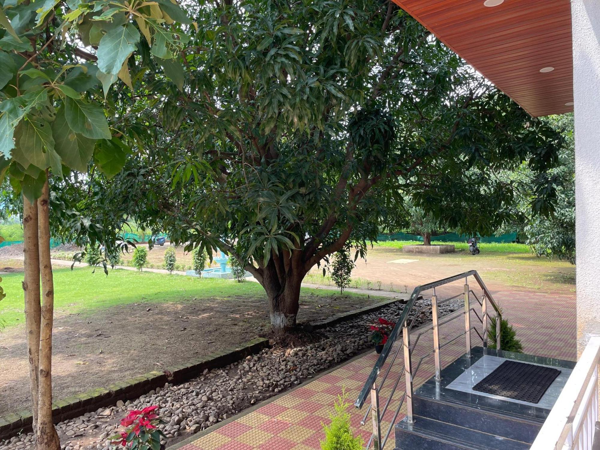 Riverland Farm And Resort Karjat Exterior foto