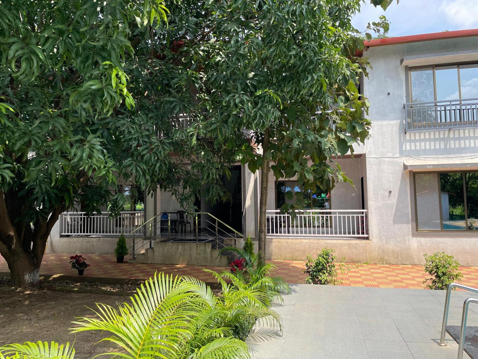 Riverland Farm And Resort Karjat Exterior foto